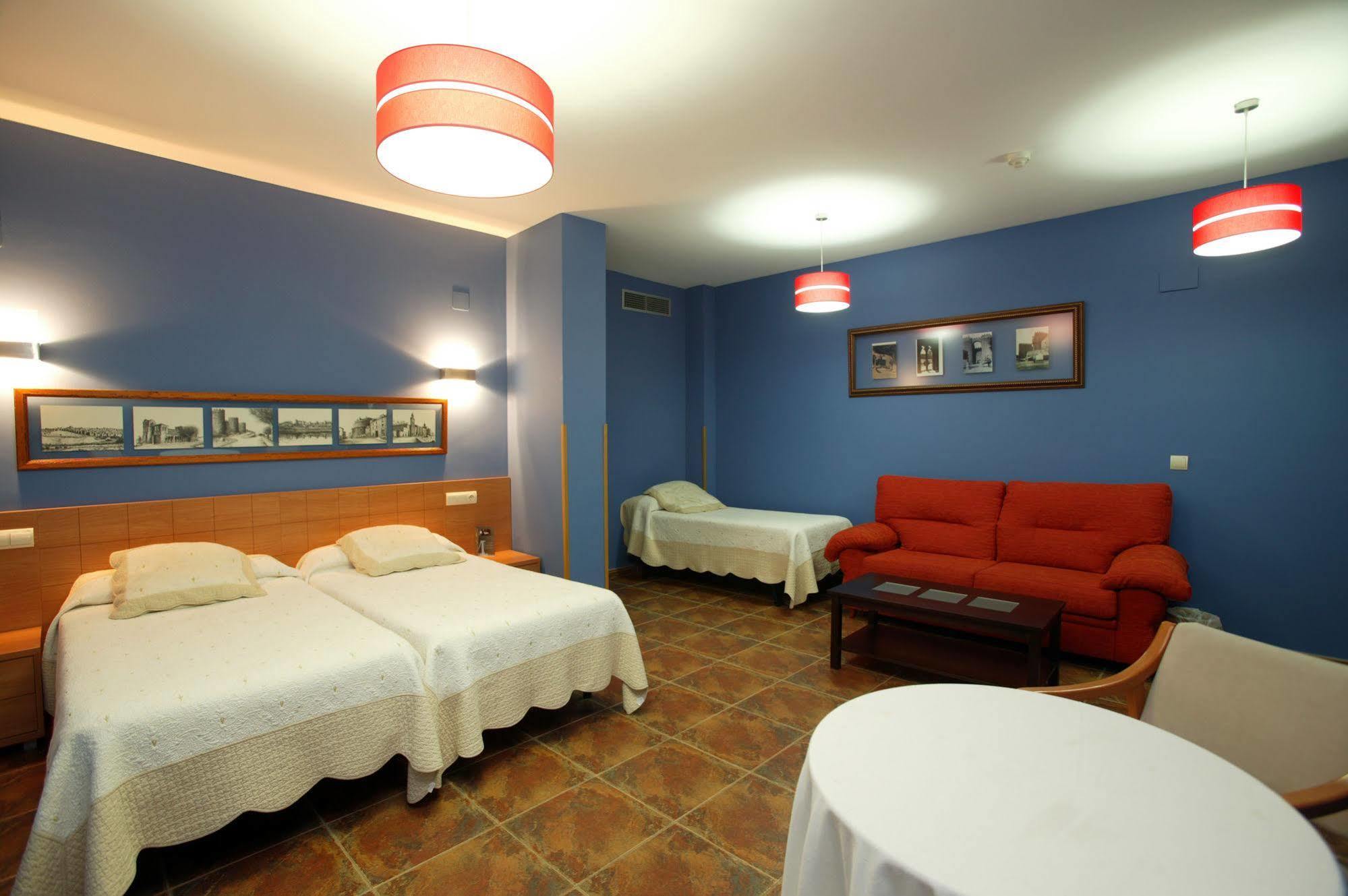 Hotel Las Murallas อาบีลา ภายนอก รูปภาพ